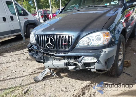 2002 Mercedes-Benz Ml 320 z USA, uszkodzony, nr VIN 4JGAB54E52A339847